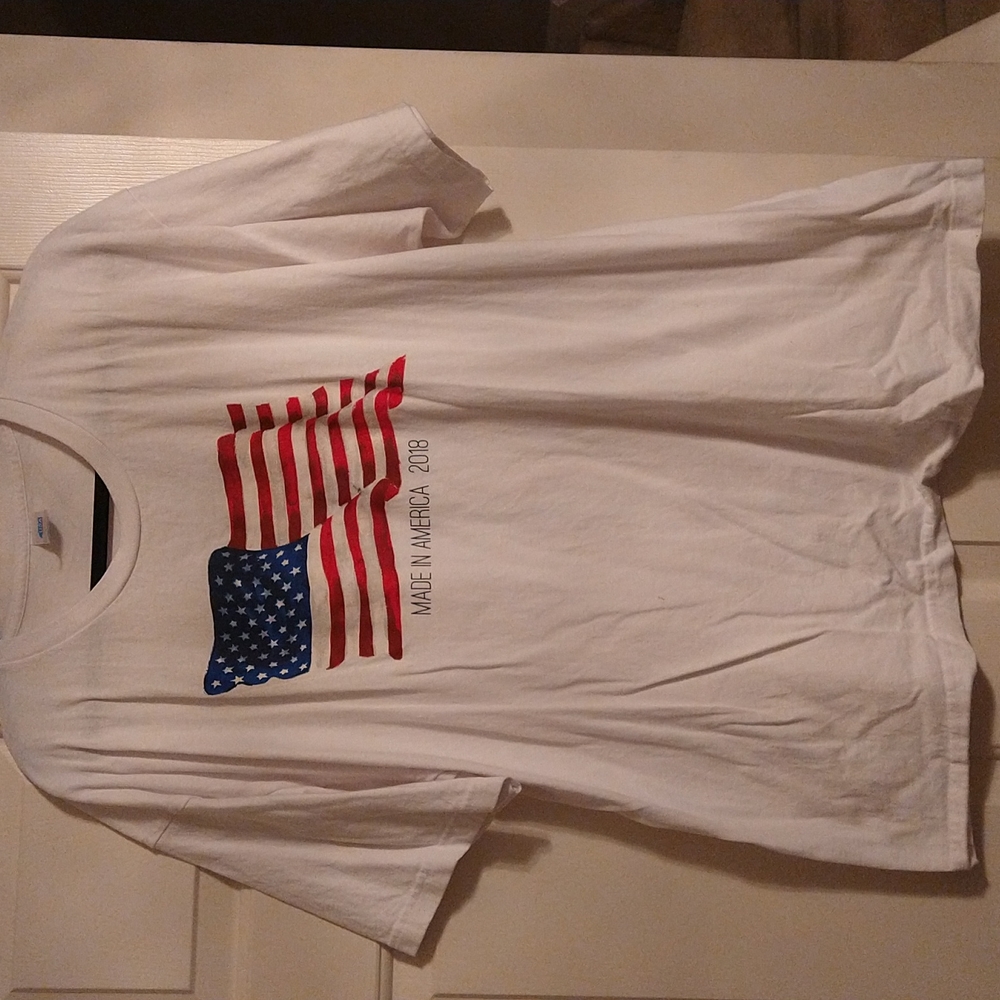 Unisex American flag white size 2X shirt